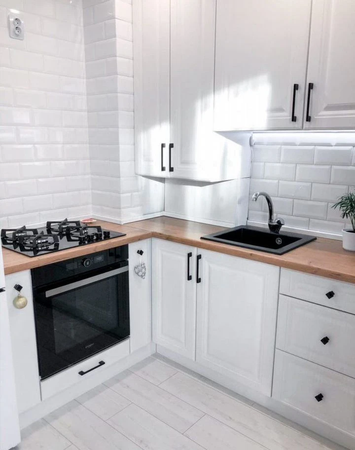 Кухня на заказ угловая